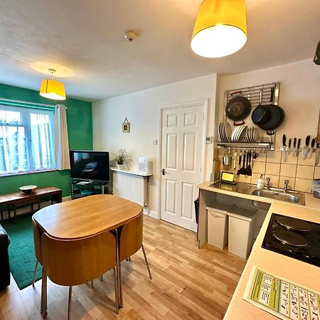 Pound Corner Apartment Godalming Luaran gambar