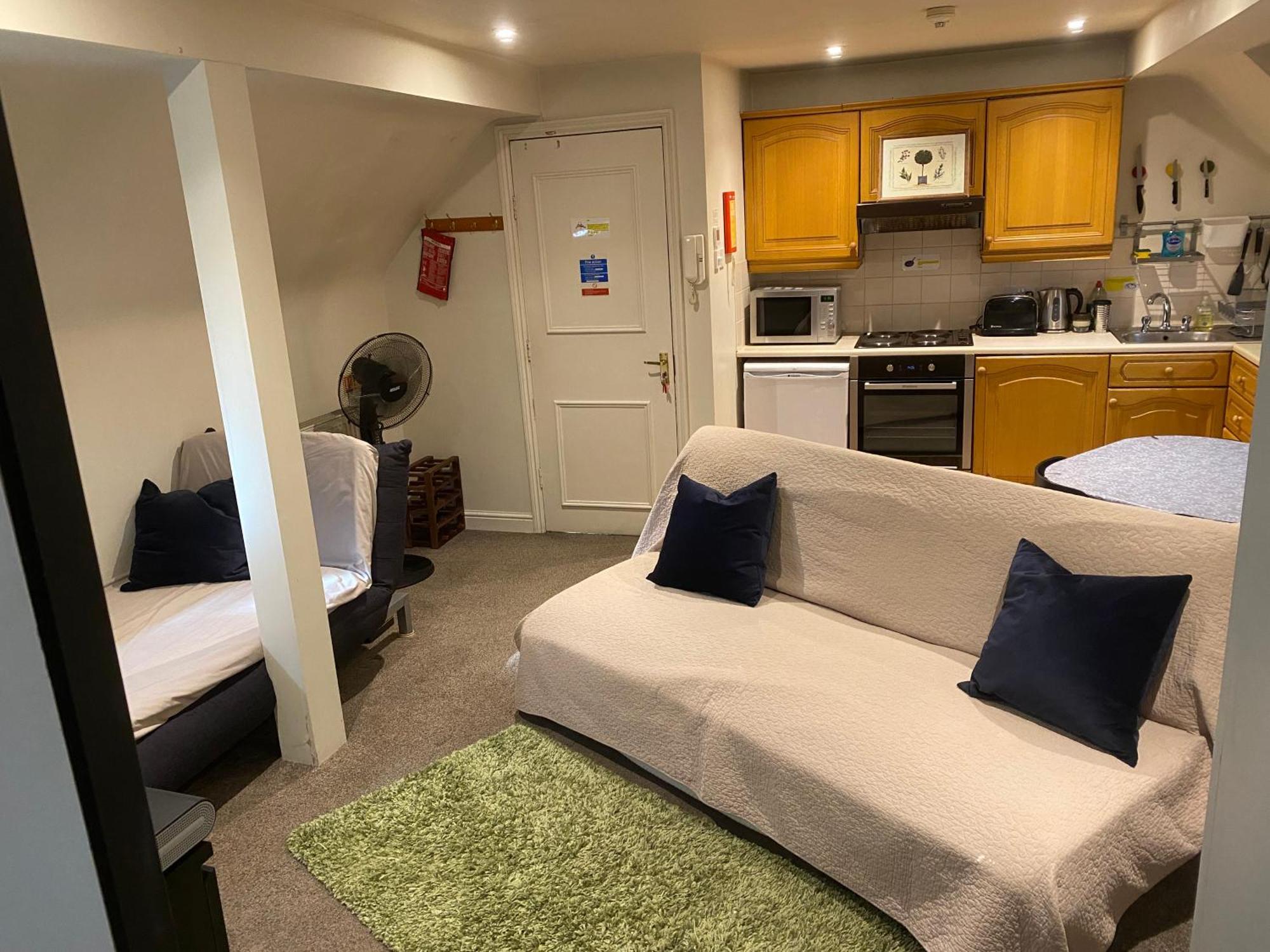 Pound Corner Apartment Godalming Luaran gambar